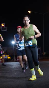 BIB: 60907, 44370
                            <button type="button" onclick="openModal(23075323)" class="btn btn-primary btn-sm float-right btn-popup" data-toggle="modal" data-target=".modal-high-quality">
                        <i class="fas fa-shopping-cart"></i> Add to Cart
                    </button>
                                            <button type="button" onclick="isThisMe(23075323, true)" class="btn btn-success btn-sm float-right btn-popup btn-isme hidden" data-toggle="tooltip" data-placement="bottom" title="นี่คือรูปของคุณใช่ไหม คลิกที่นี่เพื่อเอาเข้าอัลบั้ม">
                        <i class="fas fa-plus"></i> Add to album
                    </button>
                    <button type="button" onclick="isThisMe(23075323, false)" class="btn btn-warning btn-sm float-right btn-popup btn-isnotme hidden">
                        <i class="fas fa-ban"></i> Remove from album
                    </button>